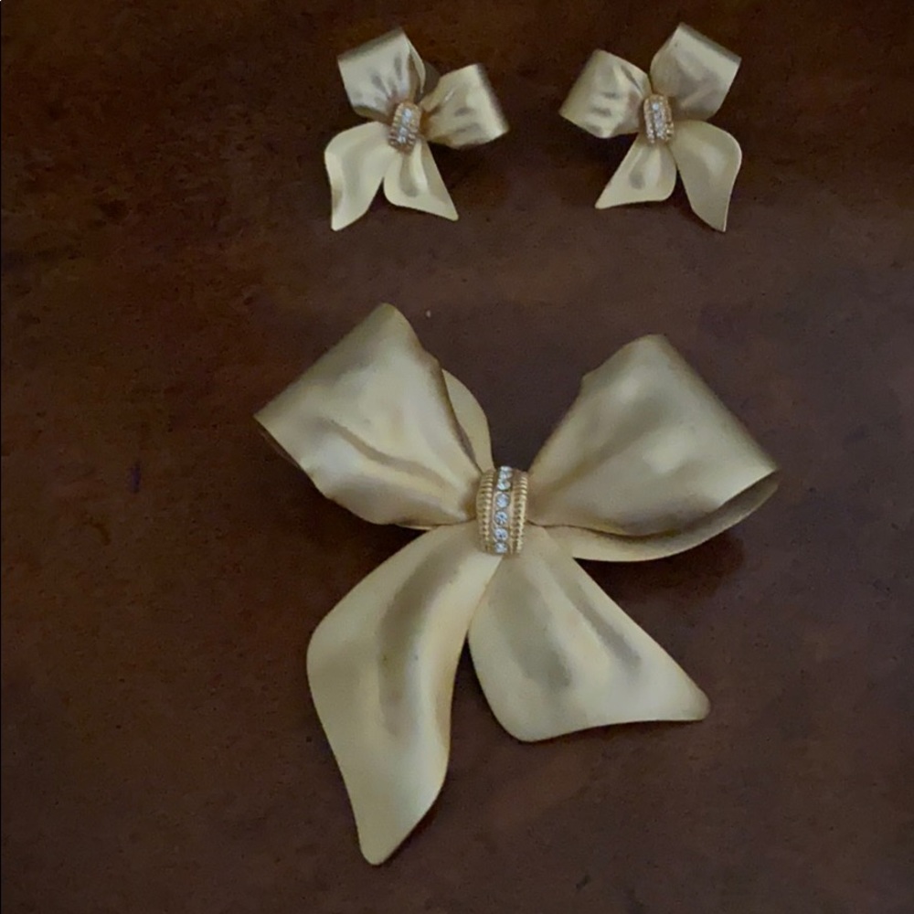 Gold Earrings and Brooch